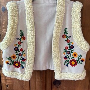 Floral Embroidered Vest with Sherpa Trim